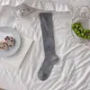 Meias Finas de Primavera e Verão Estilo Miu Meias Listradas Brancas para Panturrilha Meias de Seda de Cor Sólida de Cano Longo Meias Femininas