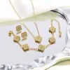 Pulsera de trébol de cuatro hojas de diamante de doble cara, collar de diamantes completos, pendientes, juego de tres o cuatro piezas, versión de alta gama de oro real de 18 quilates, superventas transfronterizo