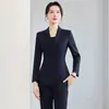 Venta al por mayor transfronteriza de atuendos profesionales nuevos de otoño e invierno: conjunto de dos piezas para mujer con blazer de solapa pequeña, pantalón acampanado y falda de línea A en gris