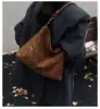 Bolsas Pequeñas Retro Otoño e Invierno para Mujer 2025 Nuevo Estilo Versátil para Viajes Diarios Bolso Cruzado de Hombro de Moda Bolso Cubo