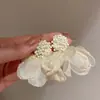 Brincos de Agulha Prata com Diamantes e Pérolas, Design de Borla em Flor, Brincos Estilosos e Luxuosos com um Toque de Alto Padrão