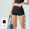 Nuevos shorts atléticos para mujer con cordón lateral, que presentan un diseño de bloques de color, cintura alta y una silueta ajustada en forma de cadera de durazno, perfectos para correr, entrenar, fitness y yoga.