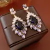 Pendientes de Borla de Cristal con Rombo y Aguja Plateada Vintage Estilo Retro de Lujo Ligero Pendientes de Moda Versátiles para Mujer