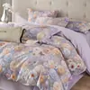 Juego de Cuatro Piezas Estilo Nórdico Todo Algodón Cepillado Estampado Rayado Espesor Puro Algodón Falda de Cama Cálida Estilo Juego de Ropa de Cama Otoño/Invierno