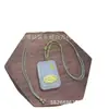 Placa de Oro Puro Oro Verde Tianshan con Arte de Hierro de Ciruelo, Orquídea, Bambú y Crisantemo Colgante Estilo Chino, Artículo Popular para Ventas en Vivo y Atraer Tráfico