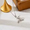 Comercio exterior transfronterizo simple moda titanio acero collar mujeres no se desvanece lujo todo combina personalidad estilo coreano cadena clavícula joyería
