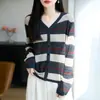 Cardigan de Punto Fino con Cuello en V de Lana Nueva Otoño/Invierno 2026 Manga Larga para Mujer con Bloques de Color Rayas Hueco Holgado