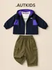 Conjunto de outono para meninos, jaqueta infantil estilosa e legal para meninos de tamanho médio e pequeno, conjunto de duas peças, roupas infantis 2026