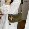 Bolsa de pão macia com textura de trama de alta qualidade para mulheres, novo estilo 2026, bolsa versátil e elegante de ombro único, transversal, para o trabalho, de mão, bolsa almofada