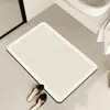 Alfombra de Piso Absorbente Moderna y Simple, Tapete Antideslizante para Baño, Alfombra para Mesita de Noche de Dormitorio, Alfombra para el Hogar
