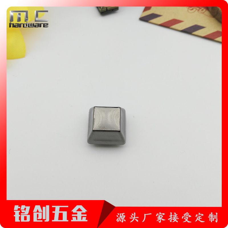 四合扣 (134)