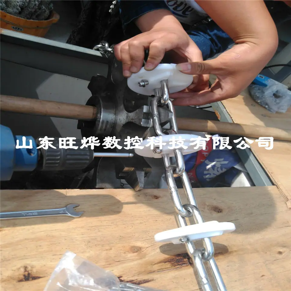 管链盘片安装.jpg