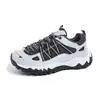 Zapatos de papá para mujer con suela gruesa para aumentar la altura, nuevo modelo de otoño 2026, versátiles, casuales, transpirables, ligeros, para senderismo, zapatillas para correr