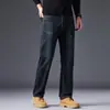 Calça jeans masculina para outono e inverno de 2026, nova calça reta slim, calça longa casual masculina trendy e elástica