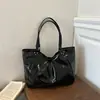 Bolso de Mano Retro Brillante Transfronterizo para Mujer Otoño/Invierno 2026 Nuevo Versátil Gran Capacidad para el Trabajo con un Solo Hombro Debajo del Brazo