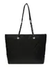 Bolso de Hombro de Gran Capacidad para Mujer, Estilo Nuevo Simple, Moda de Nicho de Gama Alta Acolchado con Cadena Bolso Tote para Viajes al Trabajo