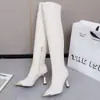 Novas botas femininas de outono com bico fino metálico, salto alto fino, bico fino, botas de cano alto, botas versáteis de cano alto justas, design simples