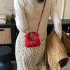 Linda Bolsa Cruzada de Piel Roja con Cerezas para Año Nuevo para Niñas 2026 Nueva Mini Bolsa de Peluche de Dibujos Animados para Niños