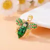 Colgante transfronterizo personalizado de abeja e insectos coloridos, accesorios de joyería DIY, versátiles y únicos, accesorios de cobre de nicho incrustados con circonita
