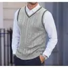 Novo colete de malha masculino sem mangas com decote V para outono e inverno, suéter quente, colete de lã liso