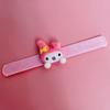 Haiyue Jewelry Internet Celebridade Bonito Desenho Animado Sanrio Snap Pulso Cinto Jóias Pelúcia Clap Círculo Boneca Crianças Brincam