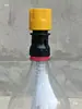 Accesorios para máquina de lavado de autos inalámbrica: pistola de agua portátil, recargable, alimentada por batería de litio, máquina de limpieza, conector para botella de Coca-Cola y Sprite, y junta de tubería de agua