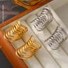 Anillo de dedo con forma de hueso de oro real chapado en acero inoxidable exagerado retro con línea hueca multicapa para viajeros de moda europea y americana