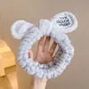 Diadema divertida estilo coreano de dibujos animados para mujer, con diseño de peluche, perfecta para usar al aplicar mascarillas faciales o lavarse la cara, y también adecuada para crear un peinado de coleta alta.