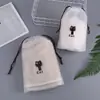 En Stock Bolsa de Cuerda Oso Pe Bolsa de Almacenamiento Transparente Esmerilado Simple Gato de Dibujos Animados Bolsa de Almacenamiento de Viaje con Cordón Venta al por Mayor