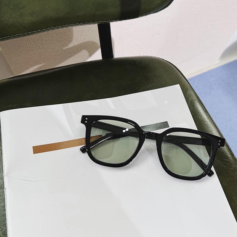 SKU_05_颜色 黑框墨绿片;款式 【普通款墨镜】.jpe