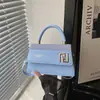 Bolsa de Mão Quadrada Pequena de Alto Estilo Nova Outono 2026 Moda de Nicho Simples Versátil Tendência Bolsa de Ombro Transversal
