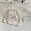 STEENAIO Bolsa de Almacenamiento para Artículos Varios con Cordón Floral Bolsa para Cambio de Bolsillo para Caminar Bolsa Pequeña de Tela para Llevar en la Mano Bolsa para Teléfono Móvil (Bienestar