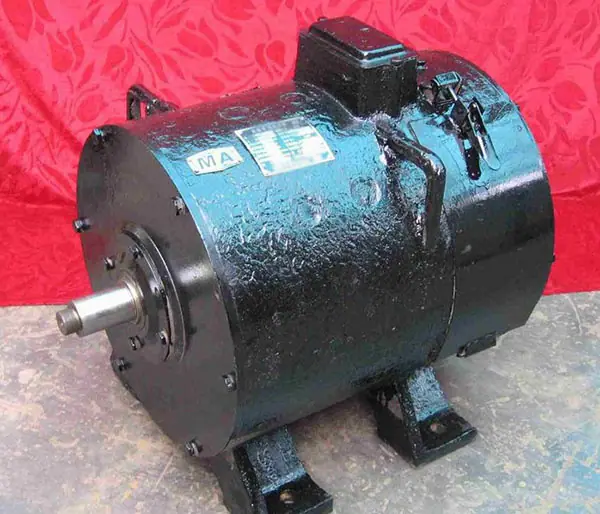 ZQ-30直流牵引电动机.JPG