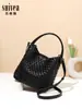 Venda Direta da Fábrica Bolsa Saco Elegante Feita à Mão Abertura e Fechamento com Fivela Magnética Pequena Exquisite Bolsa de Mão Simples de Ombro Cruzado