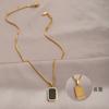 Collar de acero de titanio en tono dorado para mujer, no se decolora, lujo ligero, nicho, joyería de cadena para la clavícula, de alta gama, versátil, a la moda y para el temperamento