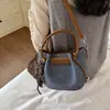 Bolso de Hombro Individual de Textura de Alta Calidad a la Moda para el Trabajo Nuevo Otoño 2026 Versátil Bolso Cubo Elegante Bolso de Mano Cruzado de Moda