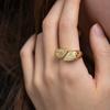 Anillo Abierto Cruzado Diseño en Forma de V Estilo Francés Lujo Ligero Zirconia Microincrustada Forma de Gota de Agua para Mujer Suministro Transfronterizo Europeo y Americano