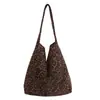 Bolsa Tote Grande de Couro Sintético Estampada de Leopardo Retro Coreana para Mulheres 2026 Início do Outono Versátil Fosca de Alta Qualidade para Ombro e Axila