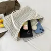 Bolsa de Ombro Feminina de Grande Capacidade, Bolsa Feminina da Moda 2025 Inverno Novo Estilo Coreano Pequena Estilo Fragrante Bolsa de Ombro Axila