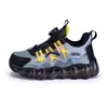Tênis esportivos para meninos, novos modelos de primavera e outono, tênis casuais para meninos de tamanho médio a grande com botão giratório, tênis de corrida infantis atacado.