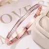 Pulsera de Acero Inoxidable Forma de Ocho Transfronteriza Incrustada con Diamantes Pulsera Chapada en Oro para Mujer Versátil Lujo Ligero Estilo Ins Pulsera Completa de Diamantes de Acero de Titanio