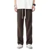 Calça Retro Americana para Homens Outono e Inverno 2026 High Street Fluida Tendência Listrada de Perna Reta Esportiva Casual Longa para Homens