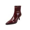 Botines de Moda Estilo Británico 7cm Adelgazantes con Temperamento 2026 Otoño/Invierno Nueva Llegada Punta Fina Tacón de Aguja Cremallera Trasera Botas de Moda para Mujer
