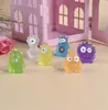Miniatura de paisaje caricatura lindo monstruo pequeño animales figuras decoraciones DIY colgantes de bolsa sorpresa adornos de escritorio para coche