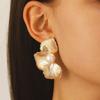 Aretes de Flor de Perla Incrustada de Moda de Lujo Ligero de Alta Gama Transfronterizos Combinables Aretes de Hoja Elegantes Personalizados Aretes para Mujer