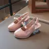 Sandalias Cerradas Elegantes de Moda Estilo Francés para Niñas con Pedrería 2026 Verano Cómodas Elegantes Tacones Altos Mary Jane