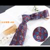 Gravata masculina de 7 cm para ocasiões casuais e profissionais, em poliéster jacquard, disponível para atacado.