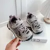 Zapatos de malla de papá de moda para niños 2026 otoño e invierno nuevos geniales retro para exteriores senderismo para niños