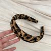 Diadema de Tela Retro Francesa con Estampado de Leopardo, Pasador Alto de Cráneo de Estilo Ancho Simple, Anillo Grande Tipo Intestino Grueso de Cola de Caballo Perezosa de Gama Alta