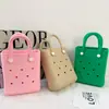Bolso de Mano Transfronterizo Eva Bolso con Agujeros Modelo Caliente 2025 Ligero Impermeable Dibujos Animados Bolso de Playa para Mujer Almacenamiento Portátil
